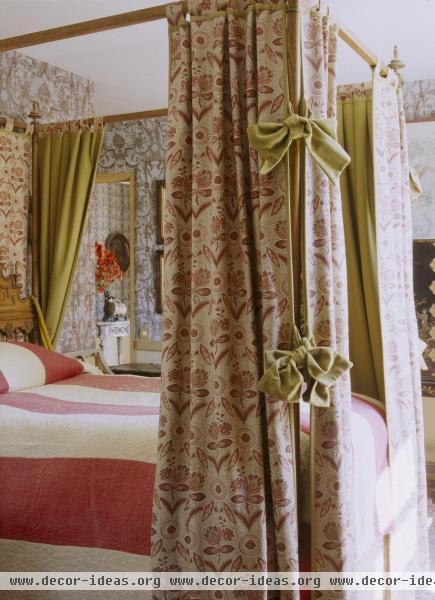 Traditional Bedroom Traditional Bedroom
