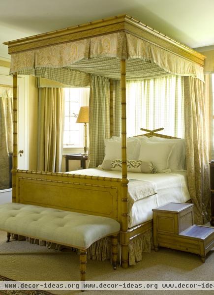 Traditional Bedroom Traditional Bedroom