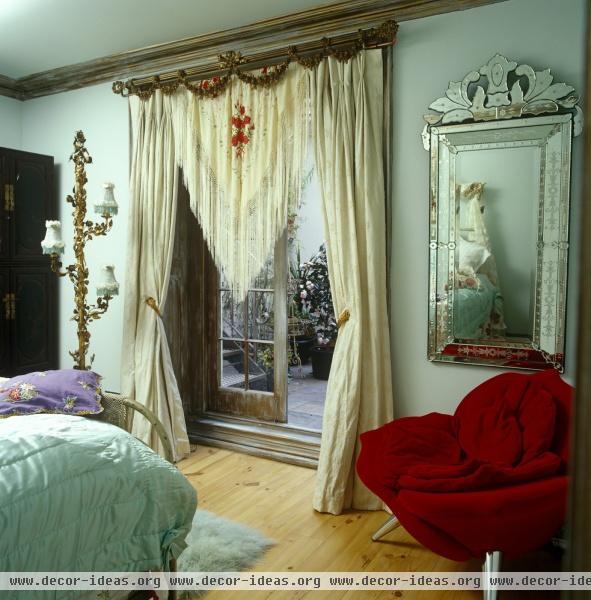 Traditional Bedroom Traditional Bedroom
