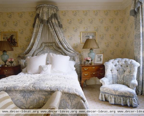 Traditional Bedroom Traditional Bedroom