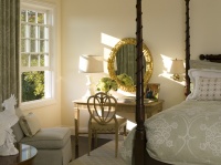 Traditional Bedroom