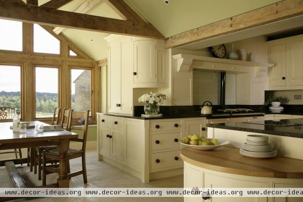 Traditional Kitchen