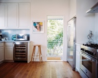 Minimalist Traditional Kitchen