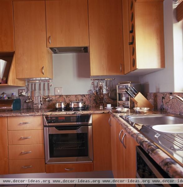 Contemporary Kitchen