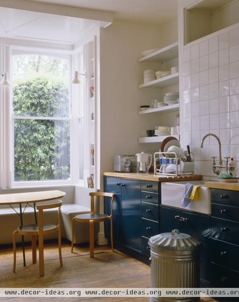 Contemporary Kitchen