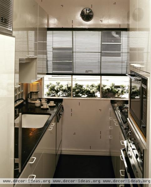 Modern Kitchen