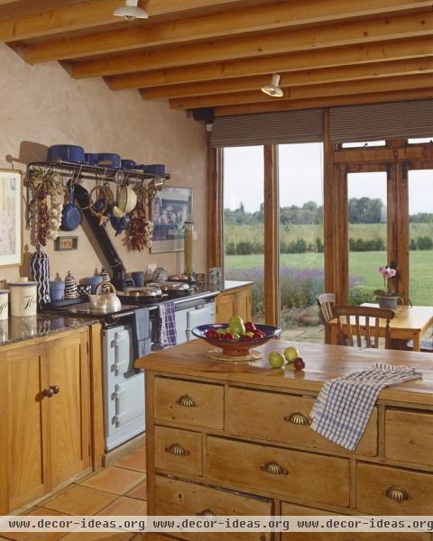 Country Kitchen