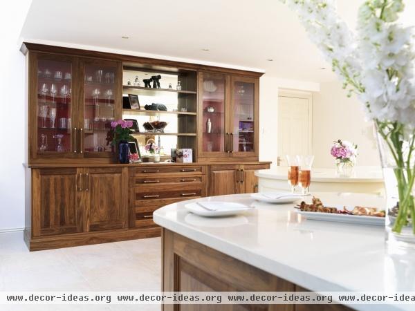 Traditional Kitchen Traditional Kitchen