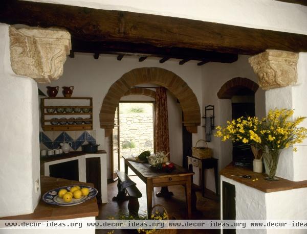 Country Mediterranean Kitchen