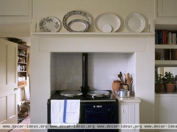 Country Traditional Kitchen