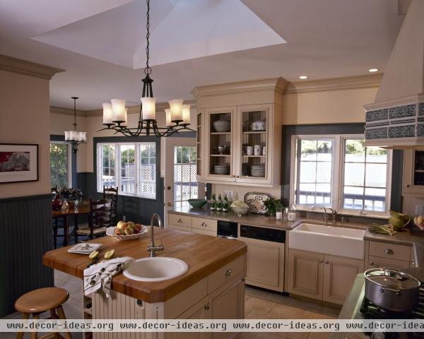 Traditional Kitchen