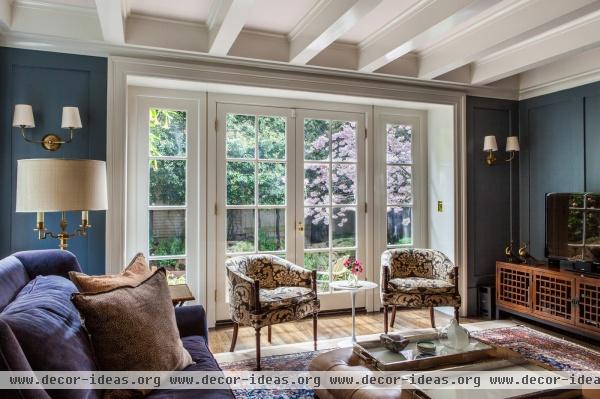 Eclectic Traditional Living Room