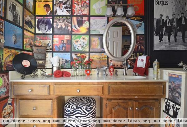 eclectic bathroom by Sarah Greenman