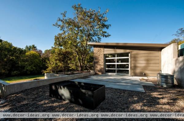 modern patio by Monticello Homes & Development