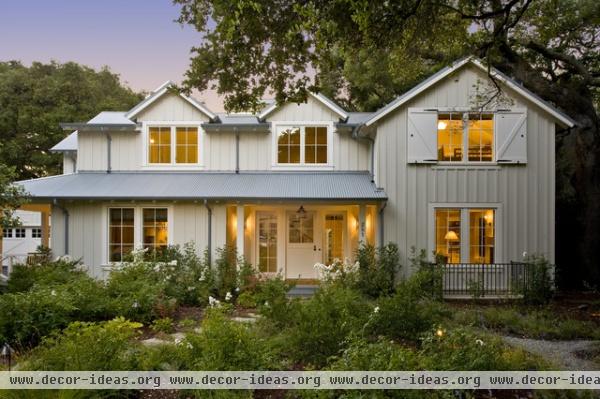 traditional exterior by Arcanum Architecture