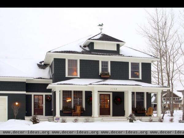 traditional exterior by Ron Brenner Architects