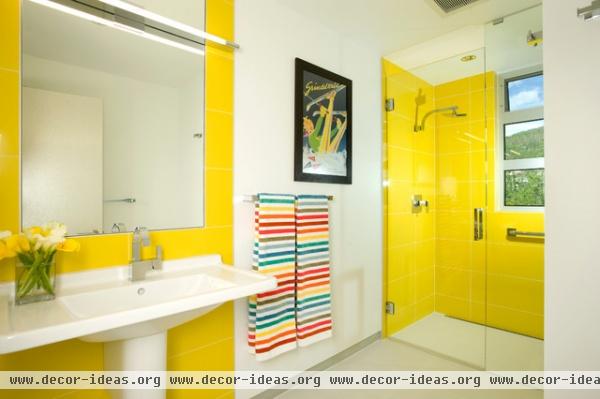 modern bathroom by Allen-Guerra Design-Build, Inc. Architecture