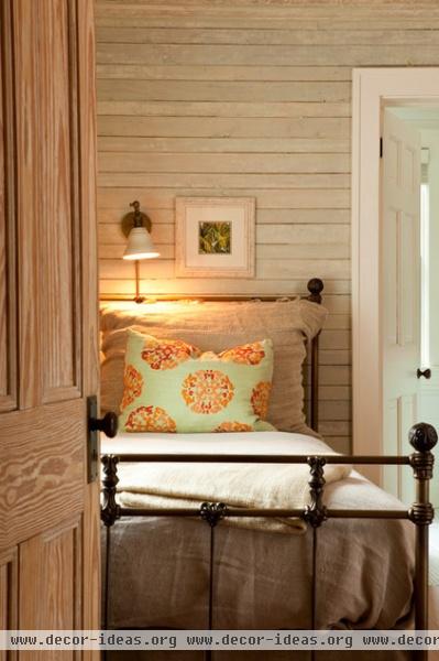traditional bedroom by Historical Concepts