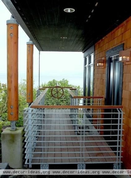 modern porch by Dan Nelson, Designs Northwest Architects