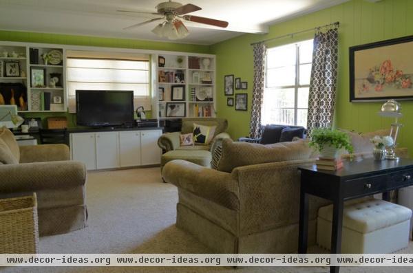 traditional family room by Sarah Greenman