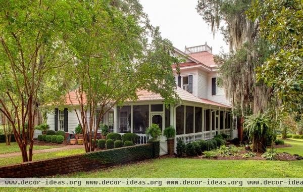 traditional exterior by CHEATHAM FLETCHER SCOTT ARCHITECTS