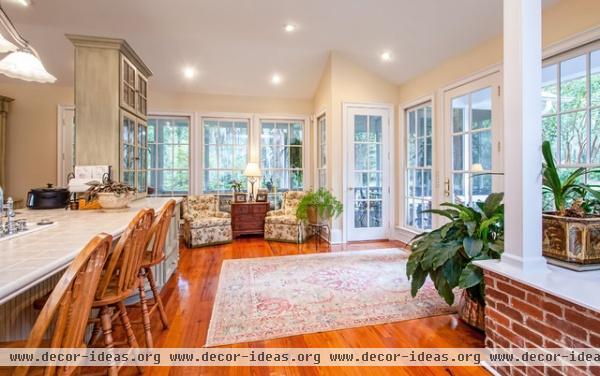 traditional kitchen by CHEATHAM FLETCHER SCOTT ARCHITECTS