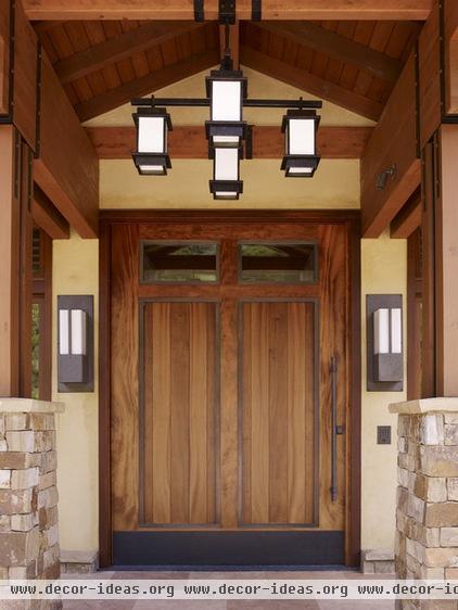 contemporary entry by Conrado - Home Builders