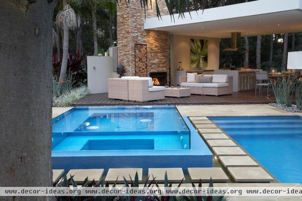 contemporary pool by Dean Herald-Rolling Stone Landscapes