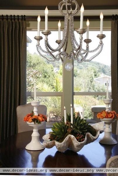 traditional dining room by Doyle McCullar Fine Interiors