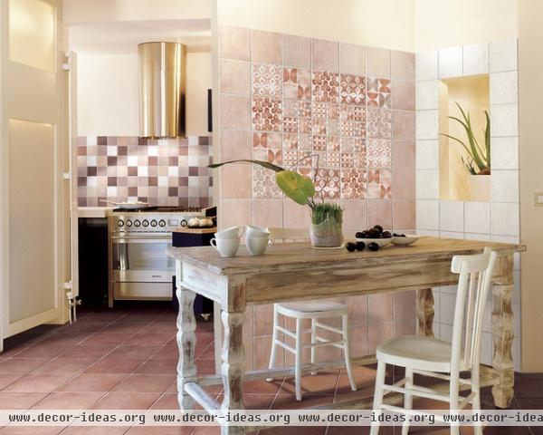 traditional kitchen COVERINGS 2013