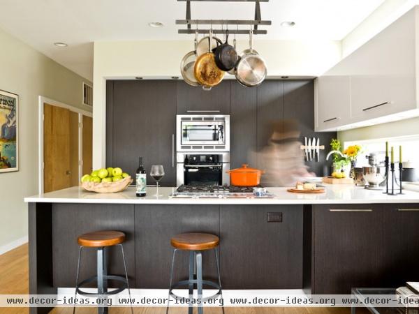 contemporary kitchen by Cynthia Lynn Photography