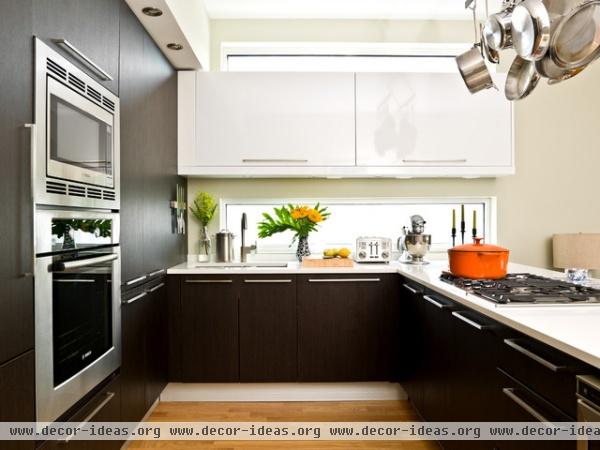 contemporary kitchen by Cynthia Lynn Photography