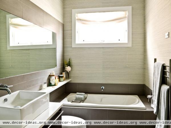 contemporary bathroom by Cynthia Lynn Photography