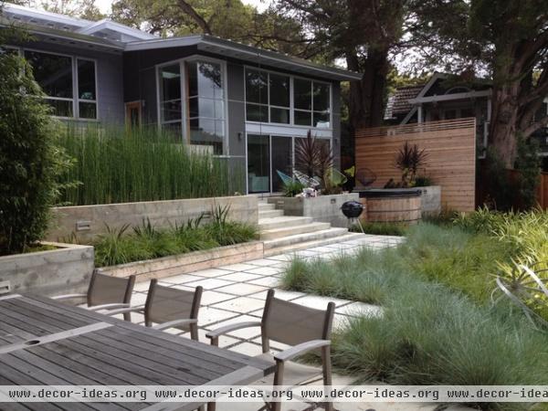 modern landscape by Costello Kennedy Landscape Architecture