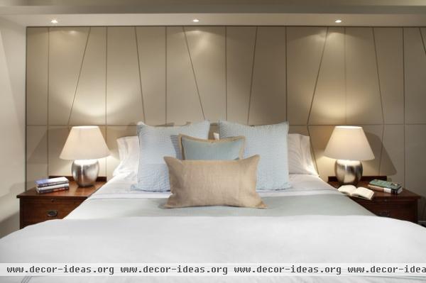 contemporary bedroom by Best Builders ltd
