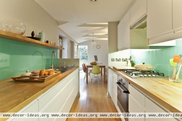 modern kitchen by DHV Architects