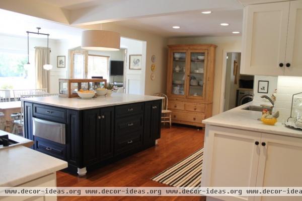 traditional kitchen User Before/After