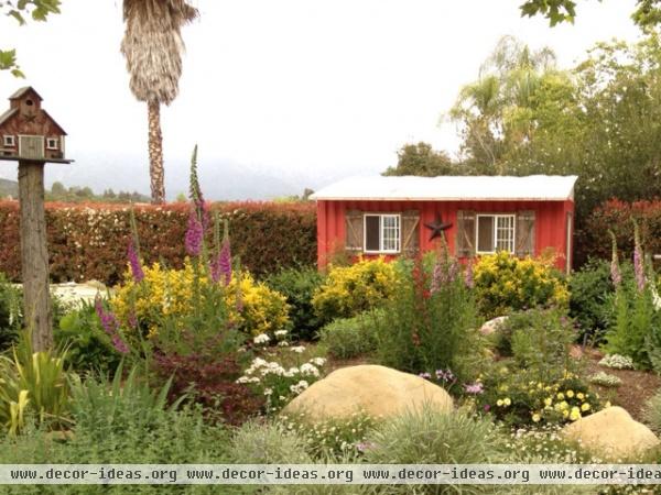 Reclaim It: Shipping Container Transforms into Hay Barn