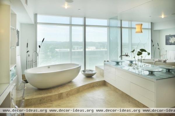 contemporary bathroom by Amelie de Gaulle Interiors