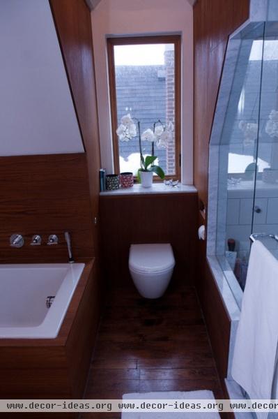 traditional bathroom by Jenn Hannotte / Hannotte Interiors