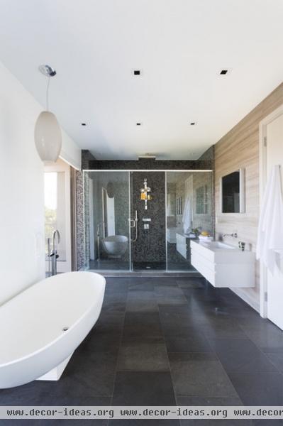 South Miami Townhouse - modern - bathroom - miami South Miami Townhouse - modern - bathroom - miami