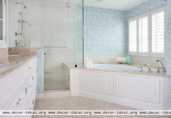 Traditional Master Bathroom - traditional - bathroom - chicago