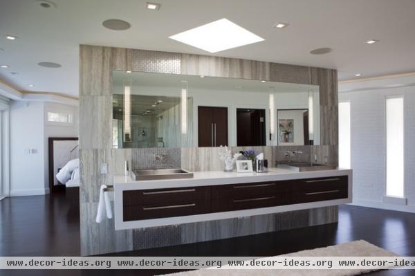 Classic Contemporary Residence - contemporary - bathroom - other metro