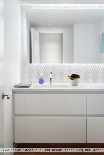 Meat Packing Duplex - contemporary - bathroom - new york