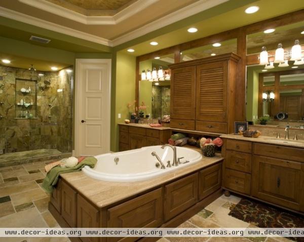 Cetona - mediterranean - bathroom - tampa