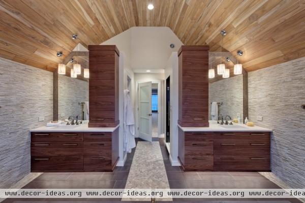 Transitional Master Bath - contemporary - bathroom - chicago