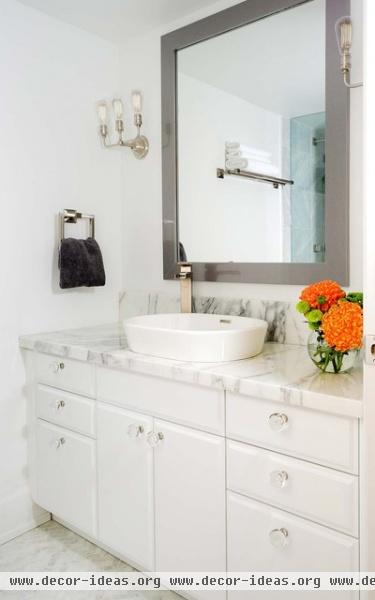 Modern Eclectic - modern - bathroom - toronto