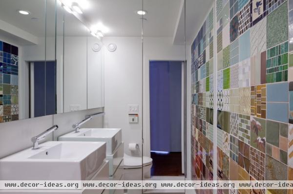 Greenwich Loft Studio - modern - bathroom - new york
