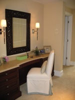Noela - Honolulu Hawaii - tropical - bathroom - hawaii