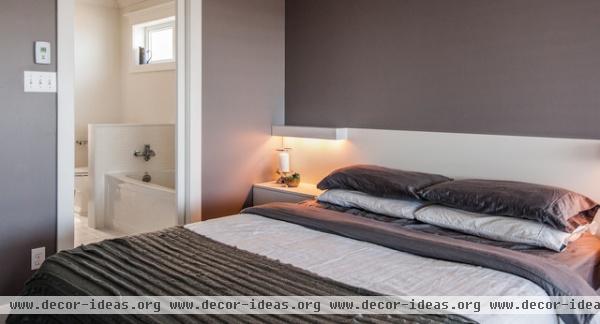 My Houzz: Custom Transitional Home With Ocean View - modern - bedroom - other metro